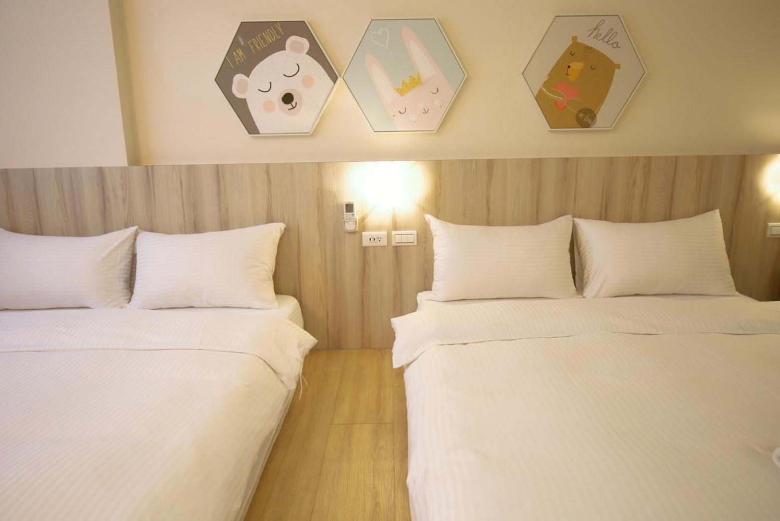 Canal Walk Inn Tainan Exterior photo